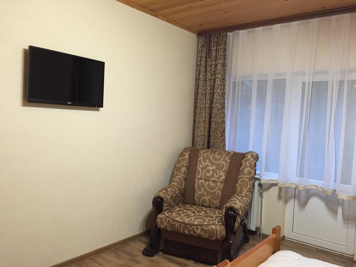 Franc Hotel Yasinya Luaran gambar