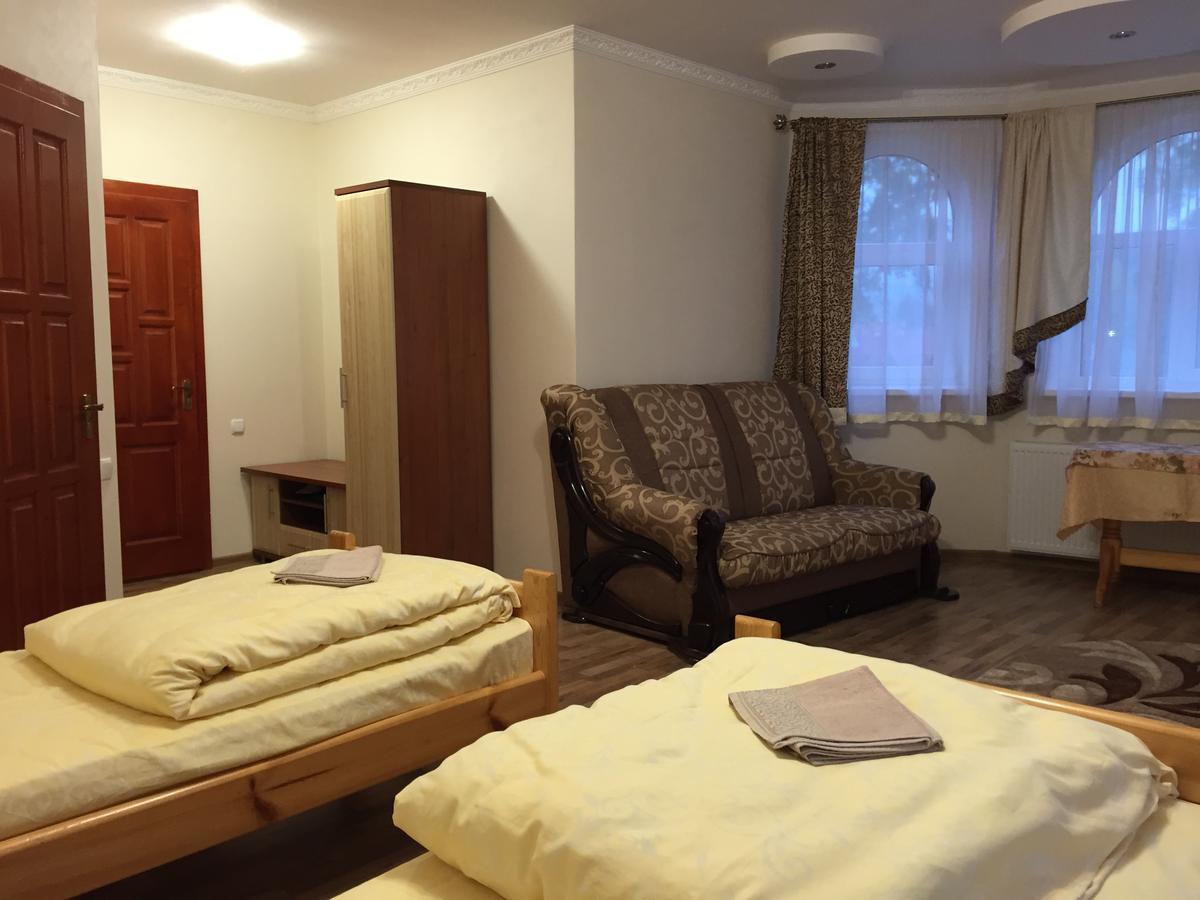 Franc Hotel Yasinya Luaran gambar